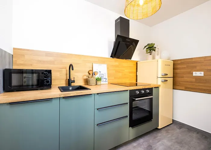 Staytime - Leaf * Dresden