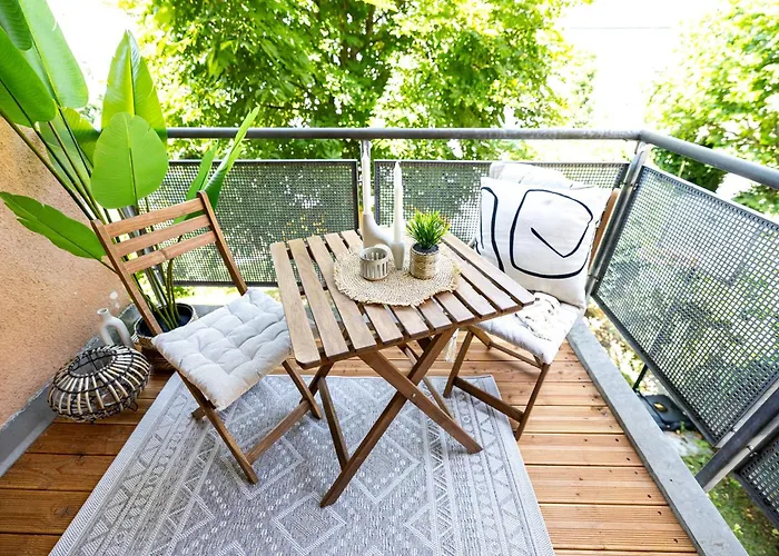 Staytime - Leaf Apartment