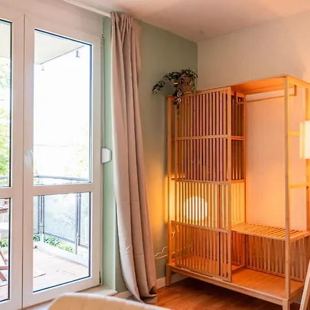 Staytime - Leaf Apartment