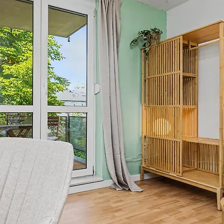 Staytime - Leaf Daire *